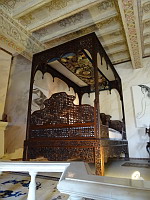 Chateau de Mauriac (36), Chambre, Lit à baldaquin